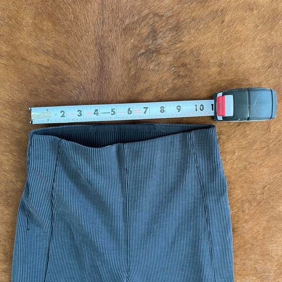 Lululemon Softstreme Ribbed High-Rise Pant Size 2 Black Split Hem Flare - Picture 5 of 6